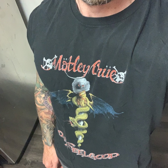 Motley Crue Dr. FEELGOOD Tee! Smedium - Picture 2 of 4
